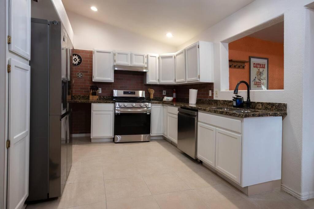 The Triple Palms Vila Kingman Exterior foto